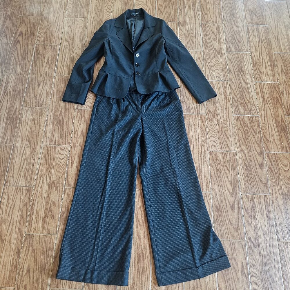 Express Design Studio Black Pantsuit | Sz 8 | Pinstriped Pants & Cropped Blazer